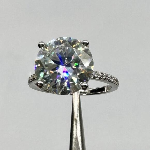 Moissanite Diamond Ring 5 Ct Engagement Wedding Round Cut Solitaire GRA Size 6 - Picture 1 of 11